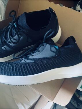 New Vessi Everyday Sneaker Womens Size 8 Waterproof Shoes Black Men’s 7